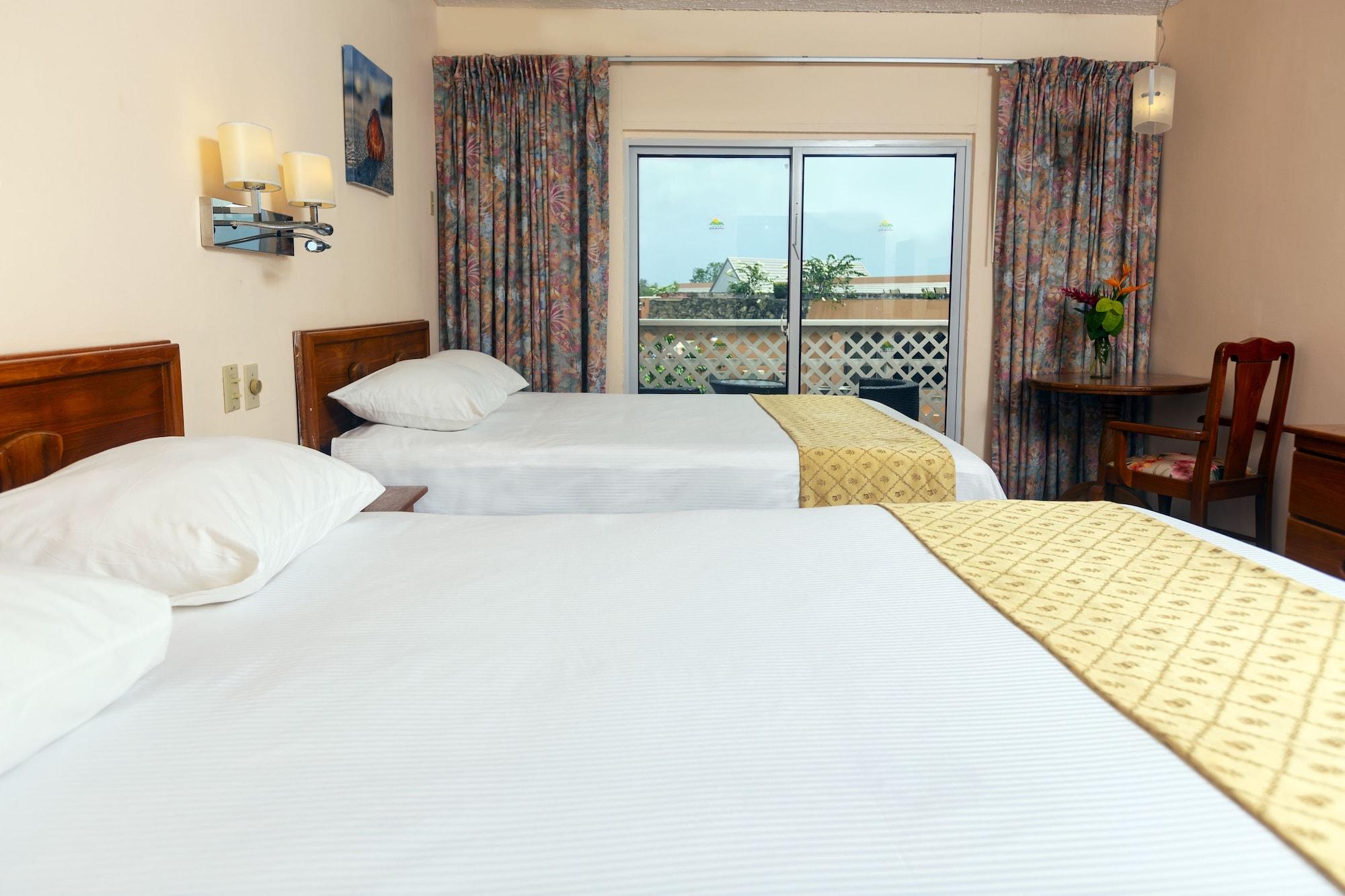 Grafton Beach Resort Black Rock Buitenkant foto
