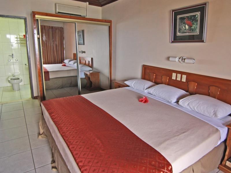 Grafton Beach Resort Black Rock Buitenkant foto
