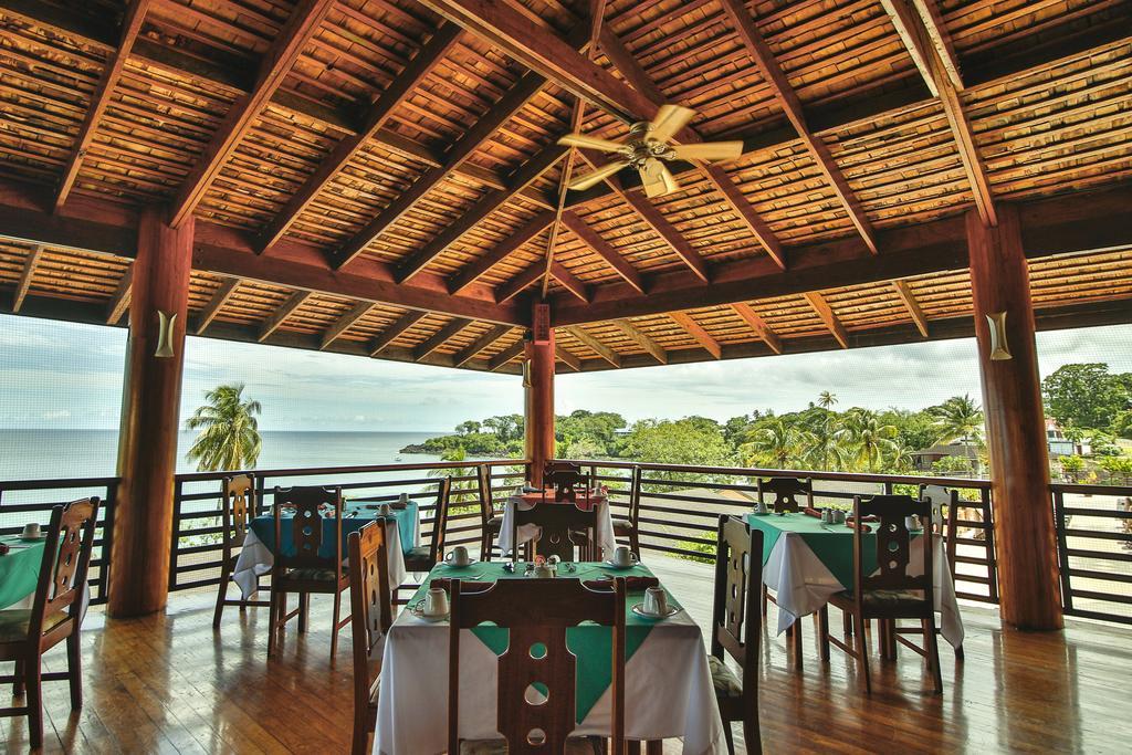 Grafton Beach Resort Black Rock Buitenkant foto