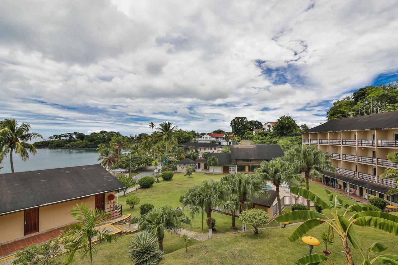 Grafton Beach Resort Black Rock Buitenkant foto