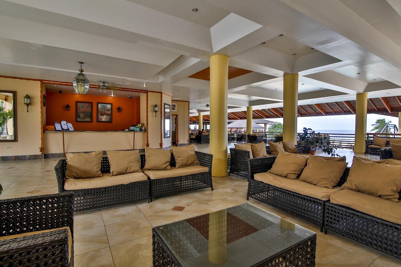 Grafton Beach Resort Black Rock Buitenkant foto