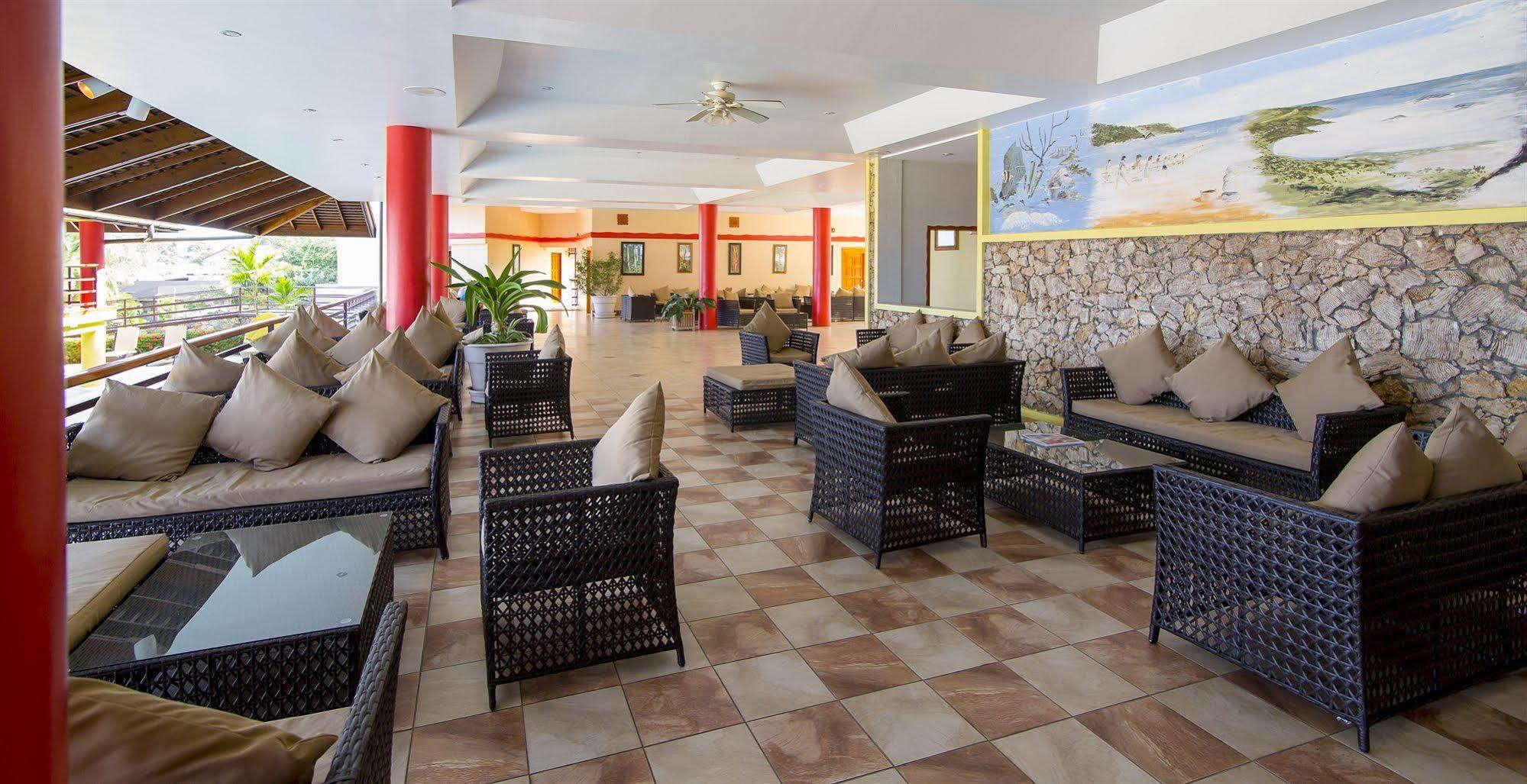 Grafton Beach Resort Black Rock Buitenkant foto