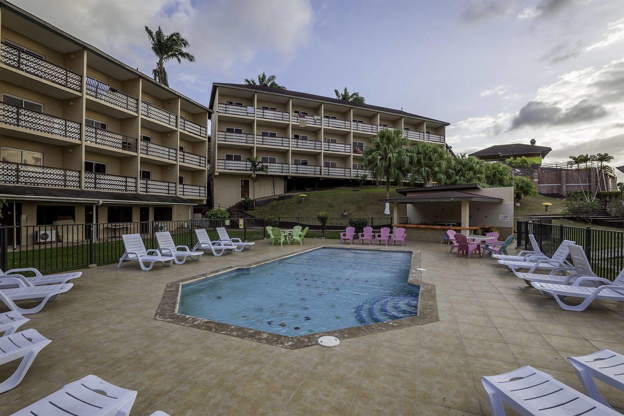 Grafton Beach Resort Black Rock Buitenkant foto