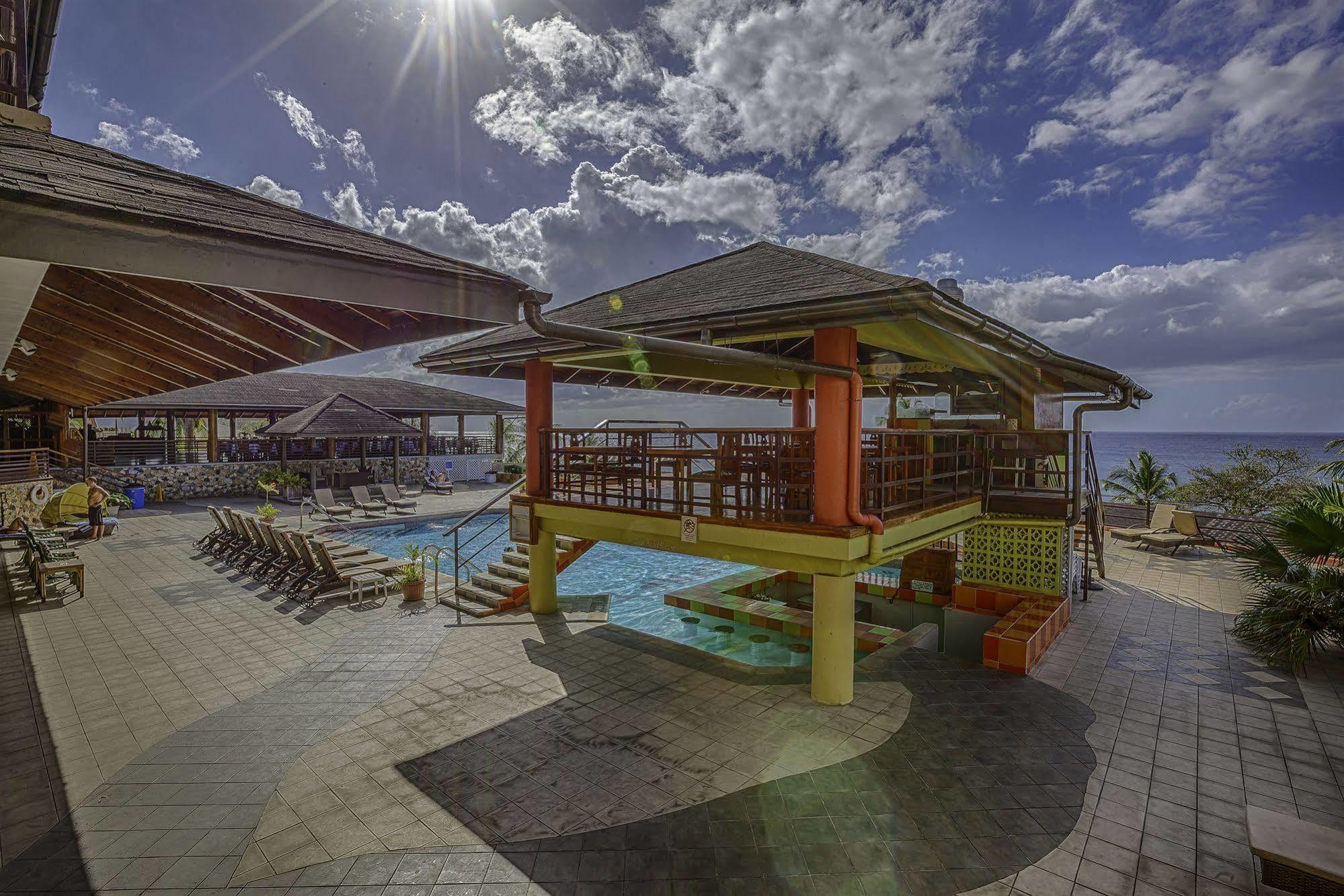 Grafton Beach Resort Black Rock Buitenkant foto